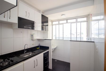 Apartamento para alugar com 74m², 3 quartos e 2 vagas Apartamento para alugar com 74m², 3 quartos e 2 vagasCozinha e Área de Serviço