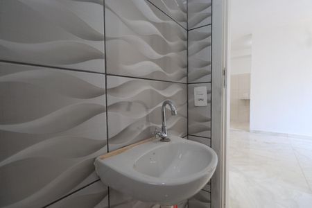 Apartamento para alugar com 49m², 2 quartos e sem vagaBanheiro