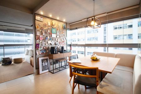 Apartamento para alugar com 1 quarto, 48m² em Pinheiros, São Paulo