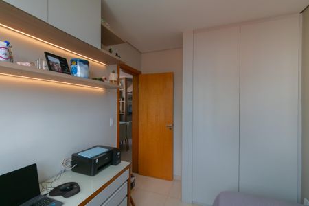 Apartamento à venda com 3 quartos, 98m² em Minaslandia, Belo Horizonte