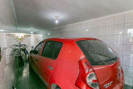 Casa à venda com 190m², 4 quartos e 2 vagas Casa à venda com 190m², 4 quartos e 2 vagasGaragem