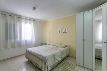 Casa à venda com 190m², 4 quartos e 2 vagas Casa à venda com 190m², 4 quartos e 2 vagasSuíte 2