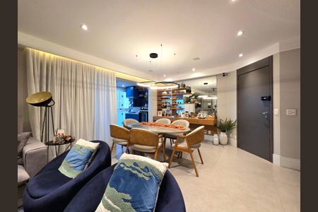 Apartamento para alugar com 129m², 2 quartos e 3 vagasSala