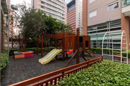 Apartamento para alugar com 129m², 2 quartos e 3 vagasÁrea comum - Playground
