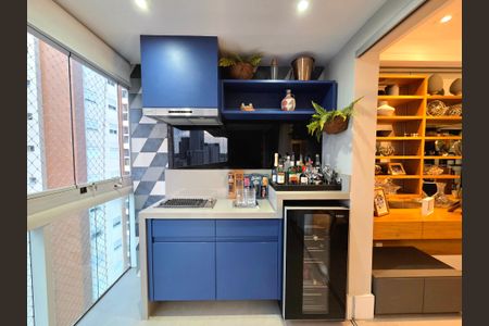 Apartamento para alugar com 129m², 2 quartos e 3 vagasVaranda