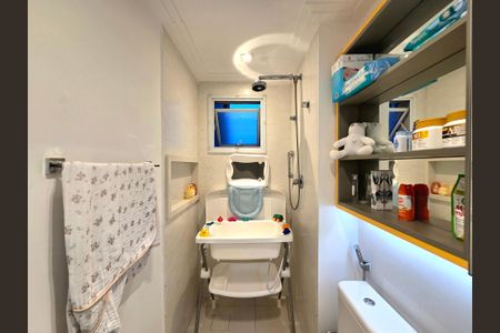 Apartamento para alugar com 129m², 2 quartos e 3 vagasBanheiro da Suíte 2