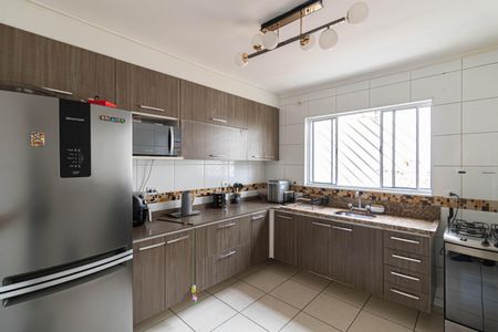 Casa para alugar com 160m², 3 quartos e 2 vagas Casa para alugar com 160m², 3 quartos e 2 vagasCozinha