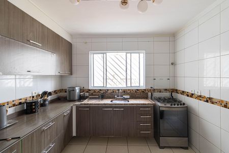 Casa para alugar com 160m², 3 quartos e 2 vagas Casa para alugar com 160m², 3 quartos e 2 vagasCozinha