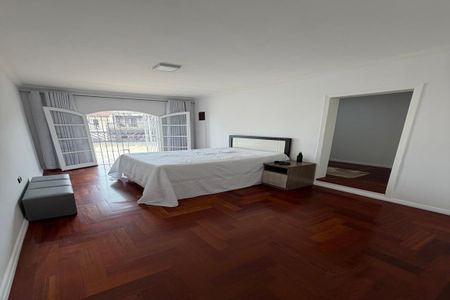 Casa à venda com 4 quartos, 324m² em Jardim Las Vegas, São Bernardo do Campo