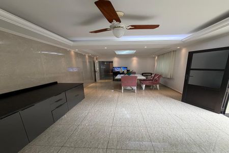 Casa à venda com 4 quartos, 324m² em Jardim Las Vegas, São Bernardo do Campo