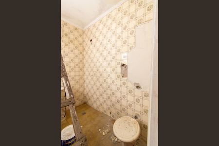 Casa à venda com 240m², 2 quartos e 1 vaga Casa à venda com 240m², 2 quartos e 1 vagaBanheiro do Quarto