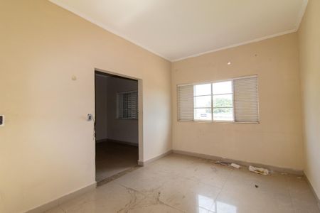 Casa à venda com 240m², 2 quartos e 1 vaga Casa à venda com 240m², 2 quartos e 1 vagaSuite