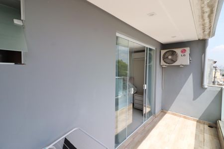 Suíte 1 de casa à venda com 3 quartos, 228m² em Cidade das Flores, Osasco