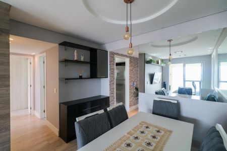 Apartamento à venda com 67m², 2 quartos e 2 vagasSala