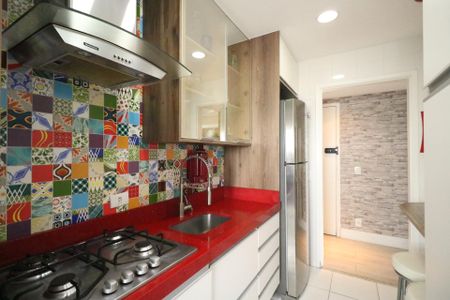 Apartamento à venda com 67m², 2 quartos e 2 vagasCozinha