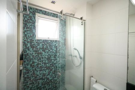 Apartamento à venda com 67m², 2 quartos e 2 vagasBanheiro da Suíte