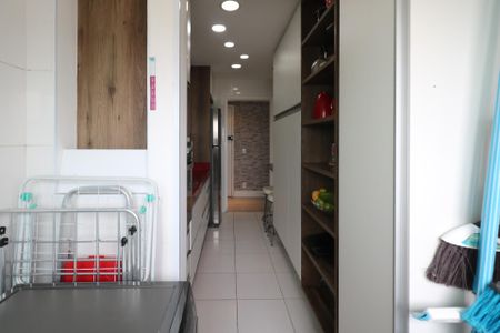 Apartamento à venda com 67m², 2 quartos e 2 vagasÁrea de Serviço