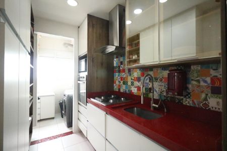Apartamento à venda com 67m², 2 quartos e 2 vagasCozinha