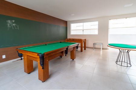 Apartamento para alugar com 33m², 2 quartos e sem vaga Apartamento para alugar com 33m², 2 quartos e sem vagaÁrea comum - Salão de Jogos
