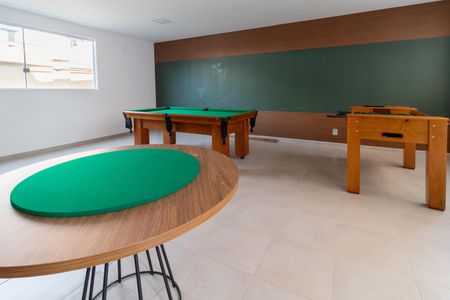 Apartamento para alugar com 33m², 2 quartos e sem vaga Apartamento para alugar com 33m², 2 quartos e sem vagaÁrea comum - Salão de Jogos