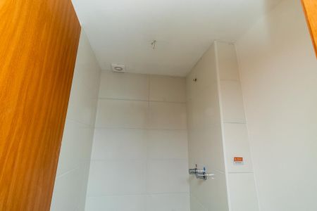 Apartamento para alugar com 33m², 2 quartos e sem vaga Apartamento para alugar com 33m², 2 quartos e sem vagaBanheiro