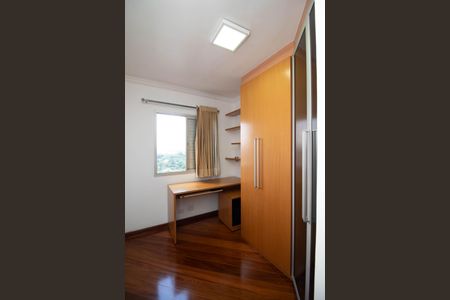 Apartamento para alugar com 84m², 3 quartos e 1 vagaQuarto 1