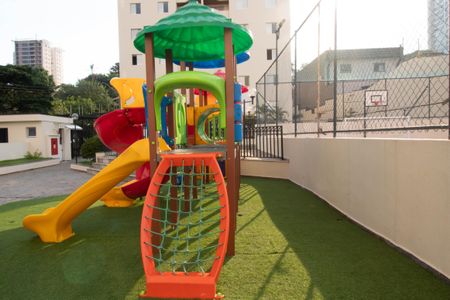 Apartamento para alugar com 84m², 3 quartos e 1 vagaÁrea comum - Playground