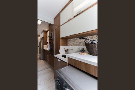 Apartamento à venda com 118m², 3 quartos e 3 vagasÁrea de serviço