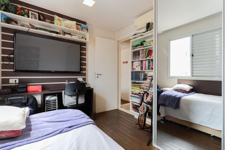 Apartamento à venda com 118m², 3 quartos e 3 vagasQuarto 2