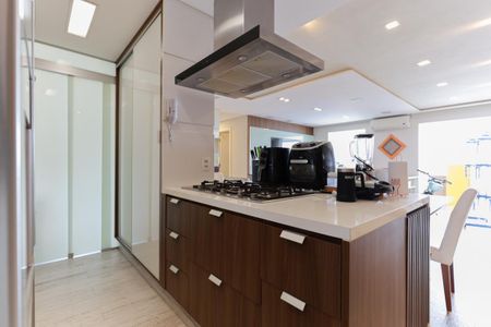 Apartamento à venda com 118m², 3 quartos e 3 vagasCozinha