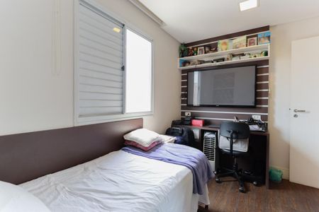 Apartamento à venda com 118m², 3 quartos e 3 vagasQuarto 2