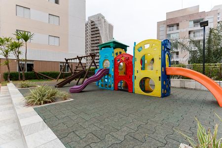 Apartamento à venda com 118m², 3 quartos e 3 vagasÁrea comum - Playground