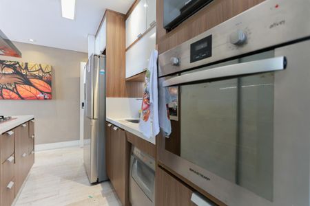 Apartamento à venda com 118m², 3 quartos e 3 vagasCozinha