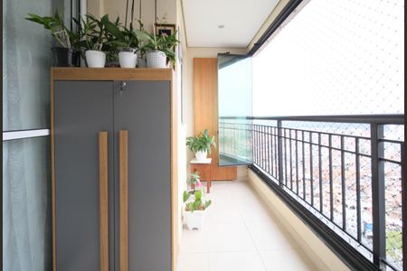 Varanda de apartamento à venda com 2 quartos, 70m² em Jardim Parque Morumbi, São Paulo