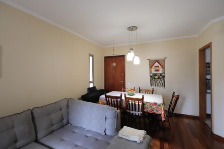 Apartamento à venda com 88m², 3 quartos e 1 vagaSala