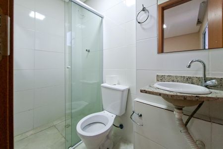Apartamento para alugar com 64m², 2 quartos e 1 vaga Apartamento para alugar com 64m², 2 quartos e 1 vagaBanheiro da Suíte