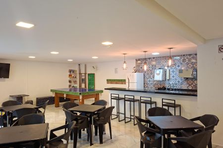 Apartamento para alugar com 64m², 2 quartos e 1 vaga Apartamento para alugar com 64m², 2 quartos e 1 vagaSalão de jogos/festas