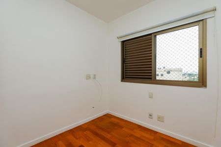 Apartamento à venda com 114m², 3 quartos e 3 vagas Apartamento à venda com 114m², 3 quartos e 3 vagasQuarto 3