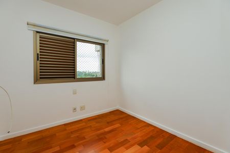 Apartamento à venda com 114m², 3 quartos e 3 vagas Apartamento à venda com 114m², 3 quartos e 3 vagasQuarto 3