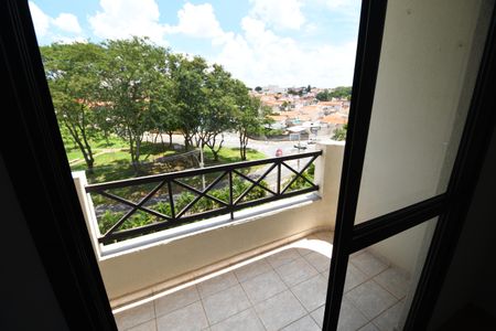 Sala - Sacada de apartamento para alugar com 3 quartos, 75m² em Vila Guararapes, Campinas
