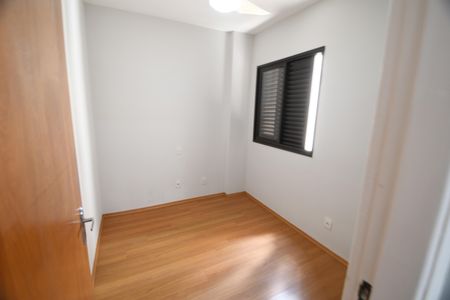 Apartamento para alugar com 75m², 3 quartos e 2 vagasQuarto 2