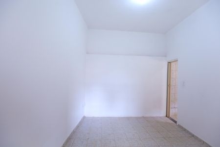 Quarto de casa para alugar com 1 quarto, 36m² em Jardim Mangalot, São Paulo