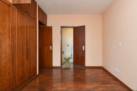 Suíte de apartamento à venda com 3 quartos, 121m² em Coração Eucarístico, Belo Horizonte