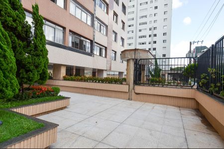 Apartamento à venda com 121m², 3 quartos e 1 vaga Apartamento à venda com 121m², 3 quartos e 1 vagaEntrada