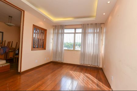 Apartamento à venda com 121m², 3 quartos e 1 vaga Apartamento à venda com 121m², 3 quartos e 1 vagaSala de Estar