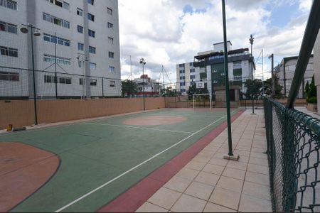 Apartamento à venda com 121m², 3 quartos e 1 vaga Apartamento à venda com 121m², 3 quartos e 1 vagaÁrea comum - Quadra