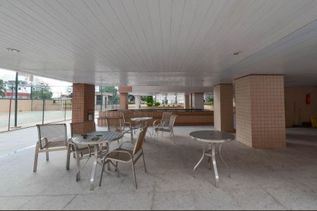 Apartamento à venda com 121m², 3 quartos e 1 vaga Apartamento à venda com 121m², 3 quartos e 1 vagaÁrea comum