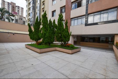 Apartamento à venda com 121m², 3 quartos e 1 vaga Apartamento à venda com 121m², 3 quartos e 1 vagaÁrea comum