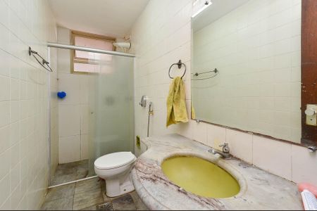 Apartamento à venda com 121m², 3 quartos e 1 vaga Apartamento à venda com 121m², 3 quartos e 1 vagaBanheiro Social