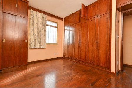 Apartamento à venda com 121m², 3 quartos e 1 vaga Apartamento à venda com 121m², 3 quartos e 1 vagaSuíte